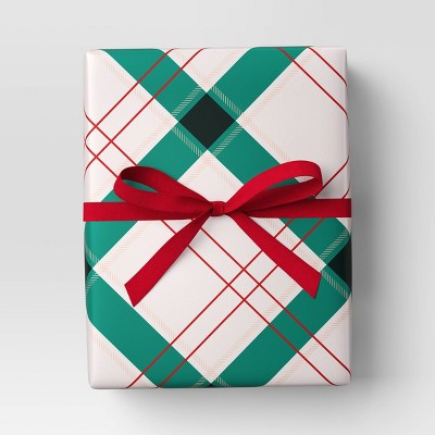  30” 25 Sq Ft Christmas Roll Wrap Green/White/Red Plaid - Wondershop™
