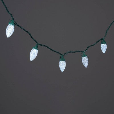  25ct LED C9 Faceted Christmas String Lights With Green Wire - Wondershop™