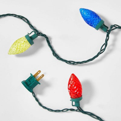  25ct LED C9 Faceted Christmas String Lights With Green Wire - Wondershop™
