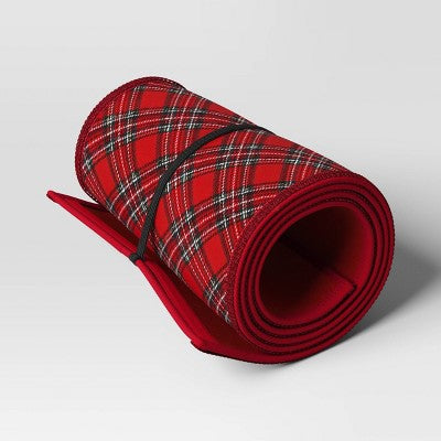  25'' Christmas Roll Up Plaid Tree Collar Red/Green - Wondershop™