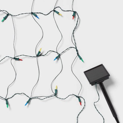  3'x4' 50ct Solar LED Christmas Net Lights With Green Wire - Wondershop™
