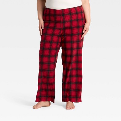  Women's Plaid Microfleece Holiday Matching Family Pajama Pants - Wondershop™ Red/Black