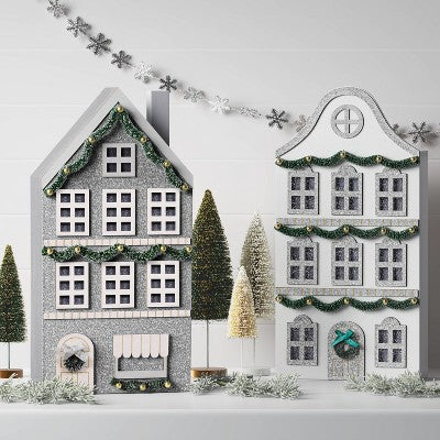  Christmas Lit Mantle House White - Wondershop™
