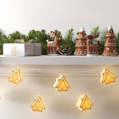  8ct LED Battery Operated Christmas Gingerbread Houses Novelty String Lights Warm White With Clear Wire - Wondershop™